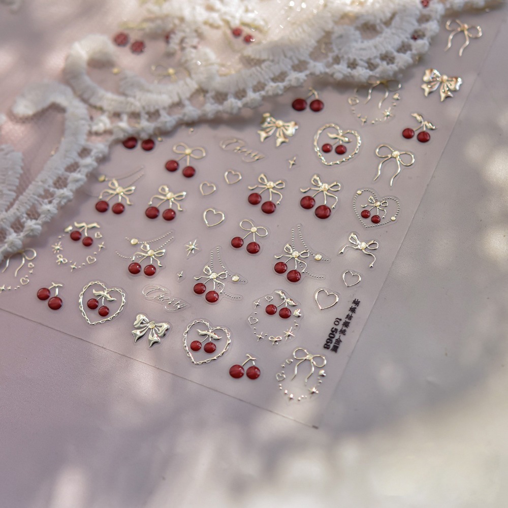 Nail Art Red Cherry - 素敵な5Dネイルアートステッカー、蝶結び、赤い果物、イチゴ、チェリー、ネイルマニキュアデカール、愛のハート、星、シルクのリボン