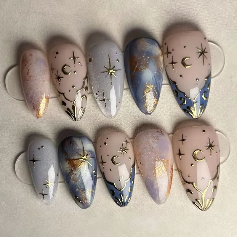 24枚入りショートアーモンドネイルセット、フルカバースターム - Nail Art Gliter のレビューと価格
