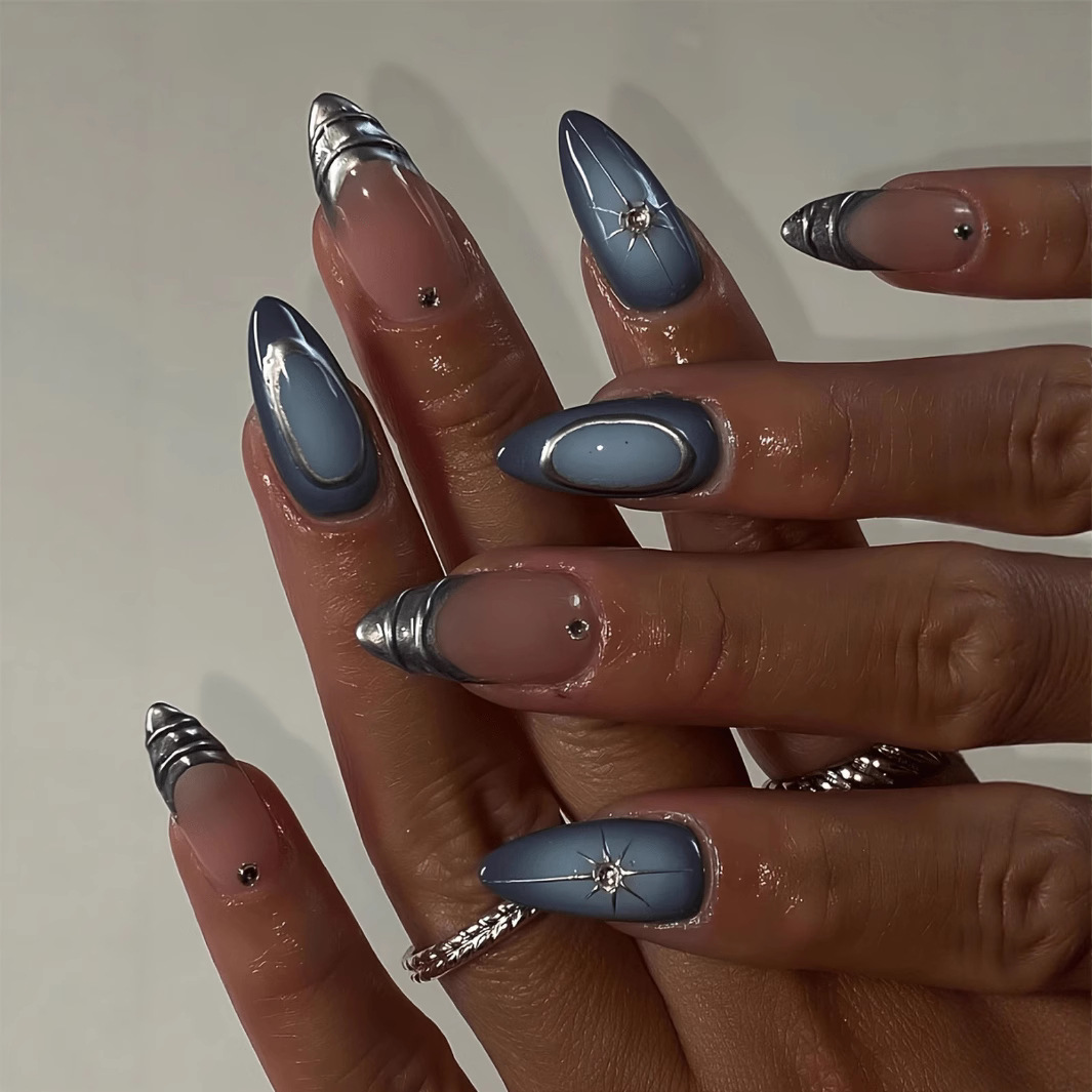 24枚入りショートアーモンドネイルセット、フルカバースターム - Nail Art Gliter のレビューと価格