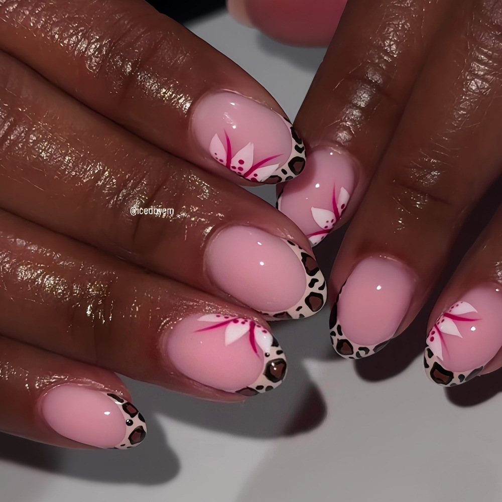 女性・女の子向けのショート・ロング・フェイクネイル、ファッシ - Nail Art Gliter のレビューと価格