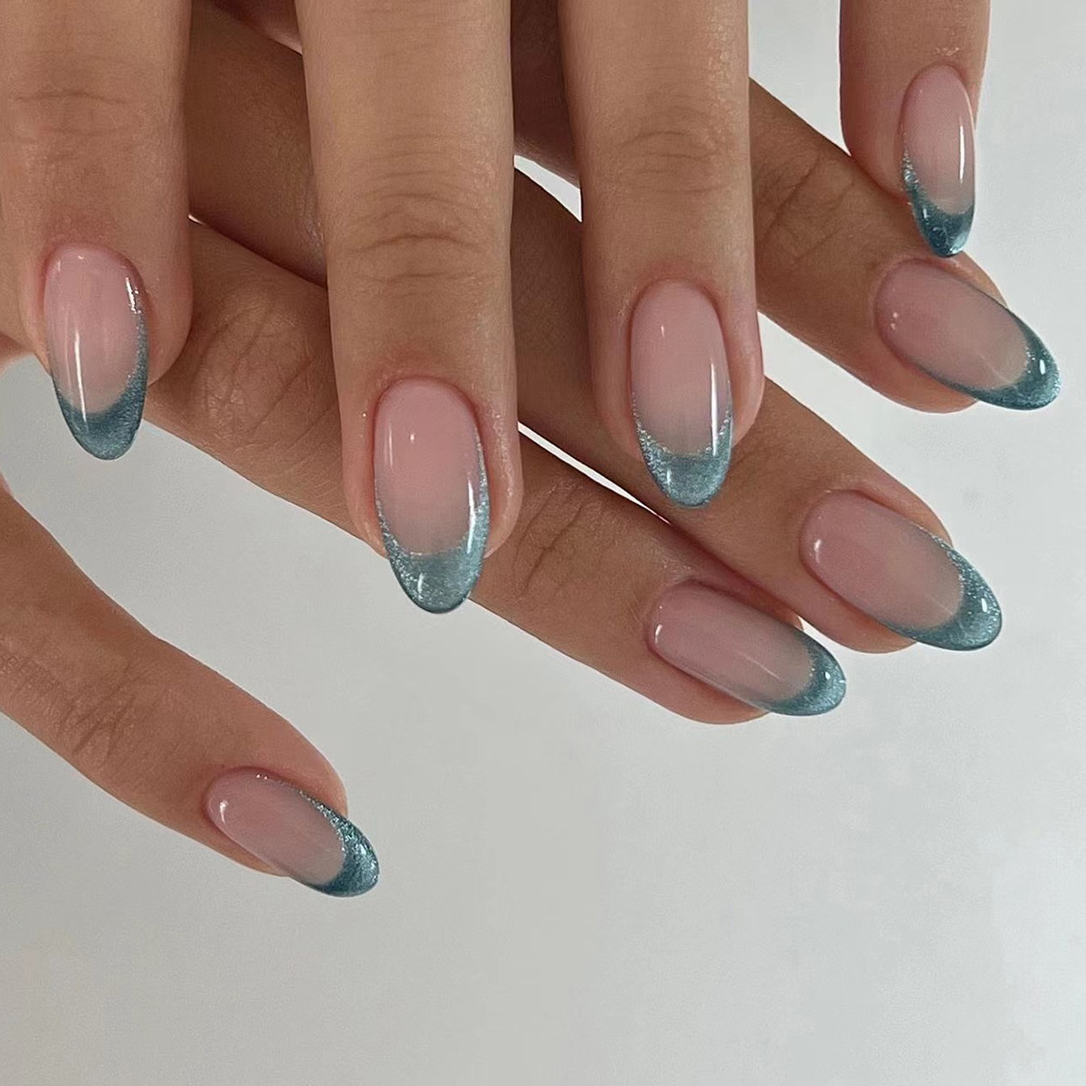 24 個フレンチアーモンドフェイクネイルグリーンエッジのウェ - Nail Art Red Cherry のレビューと価格