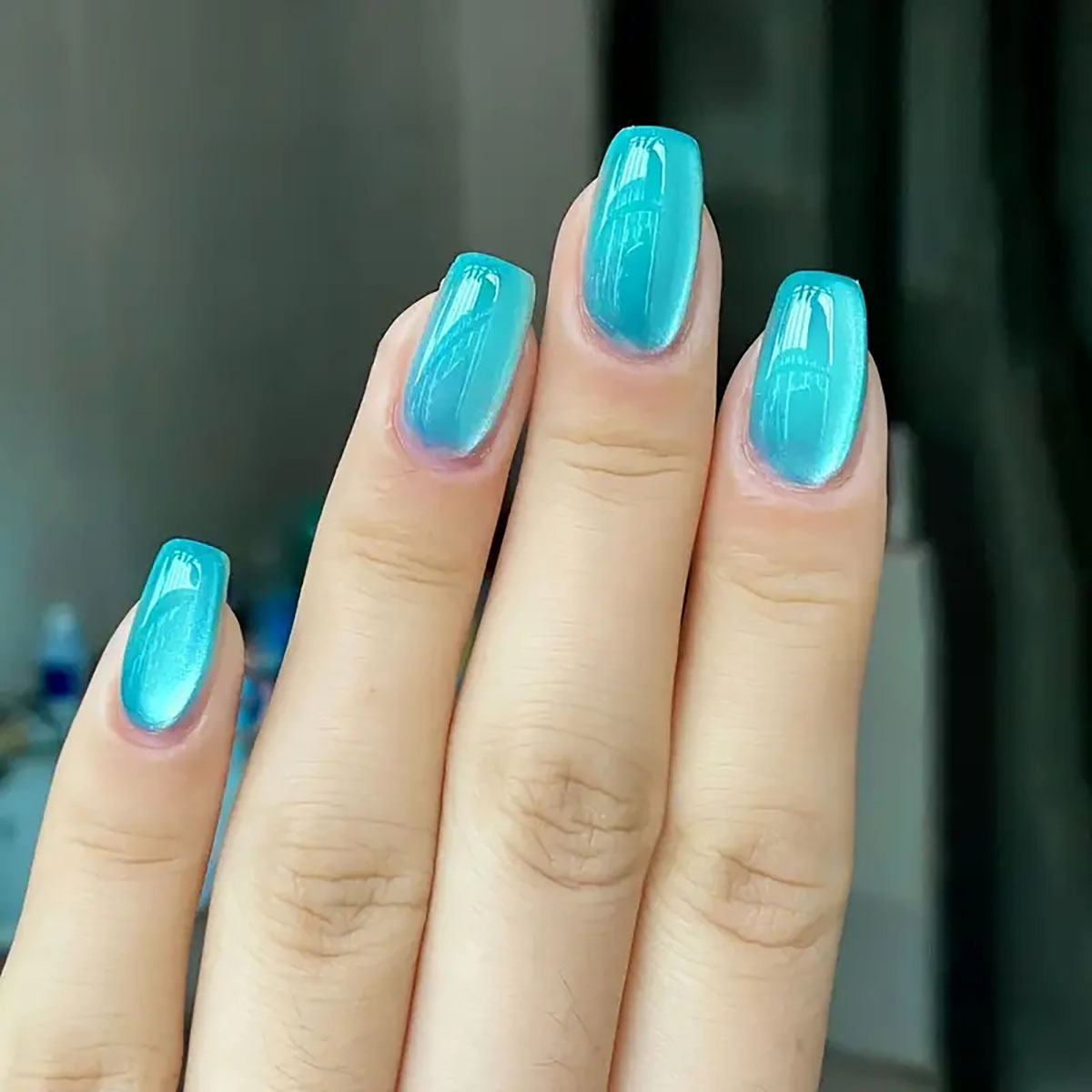女性のための短い正方形の偽のバレエネイル,光沢のある,緑,青 - Nail Art Gliter のレビューと価格