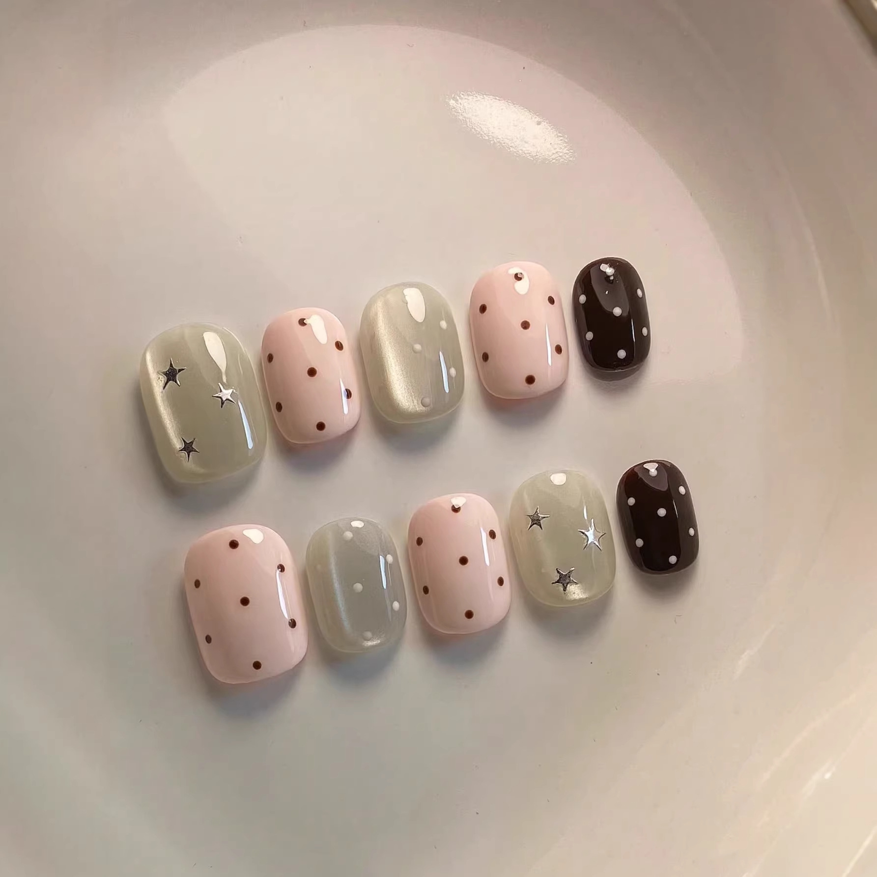 10枚入り Y2K ホットガール ショートスクエア つけ爪  - Nail Art Gliter のレビューと価格